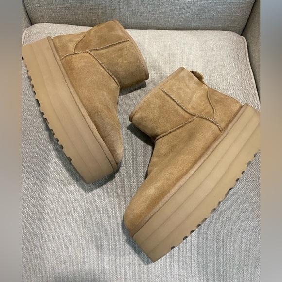 UGG Classic Mini Platform Chestnut Brown Boot Size 9 - Picture 3 of 12